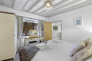 En eller flere senge i et værelse på Puffling Perch - North East Escapes