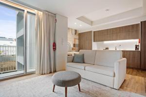 Χώρος καθιστικού στο Santos Luxury Studio and Gym II