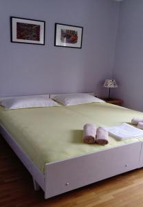 Postel nebo postele na pokoji v ubytování Apartment Jase