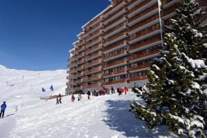 Appt pied des pistes, terrasse et parking couvert v zimě