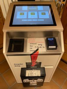 Fotografie z fotogalerie ubytování Long & Short Stay Hotel Bahnhof Ausserberg v destinaci Ausserberg