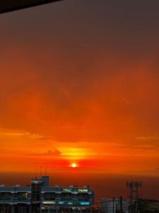 Bình minh/hoàng hôn nhìn từ căn hộ  hoặc gần đó