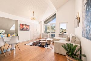 Posezení v ubytování BERGverliebt im Zentrum inkl Staufen PLUS