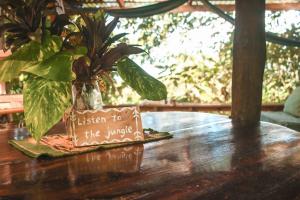 Gambar di galeri bagi Rustic Cabin in Pavones surf brake di Pavones