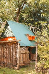 Gambar di galeri bagi Rustic Cabin in Pavones surf brake di Pavones