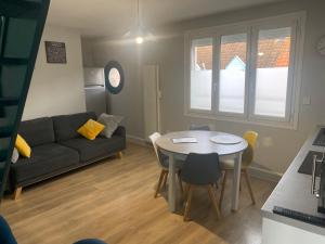 Posezení v ubytování MOCY La Maison + 25 fotografií
