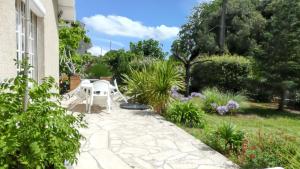 Zahrada ubytování Maison chaleureuse Verdon-sur-Mer, jardin