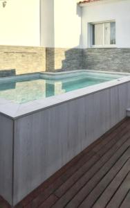 Bazén v ubytovaní Sunny Villa with Private Pool in Calpe + Enclosed Garden alebo v jeho blízkosti