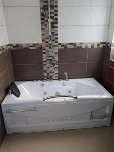 Ένα μπάνιο στο Pierre Bleue