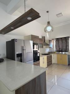 Η κουζίνα ή μικρή κουζίνα στο Pierre Bleue