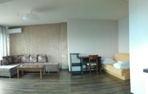 Posezení v ubytování City Blagoevgrad Family Hotel