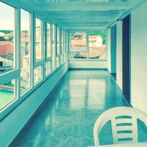 Gallery image of Spacious Apartment Facing the Sea - Laxe - 75 m² - Terrace in Laxe +15 photos