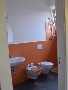 A bathroom at Rental rooms Antonella