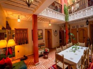 Posezení v ubytování Riad Dar Nakhla + 37 fotografií