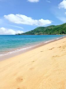Foto de la galería de Appartement spacieux à Deshaies avec vue sur mer en Deshaies