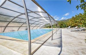 Πισίνα στο ή κοντά στο Villa Les barriques
