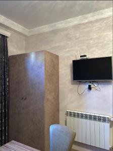 Sjónvarps- og/eða afþreyingartæki á Hotel Meskheti Bakuriani