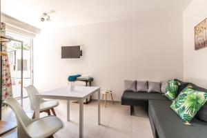 Χώρος καθιστικού στο Lovely seaside studio, Crete