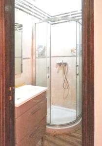 Ένα μπάνιο στο Charming Apartment in Imi Ouaddar