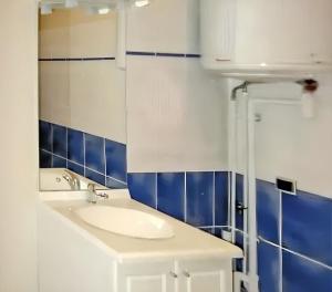 Koupelna v ubytování Appartement face à la mer à La Trinité – 70 m² – Terrasse