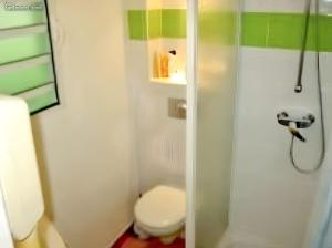 Koupelna v ubytování Studio confortable à Sainte-Anne - 30 m² avec vue mer