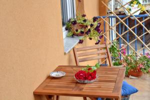 Balkon lub taras w obiekcie Charming House in Morales de Rey with Enclosed Garden