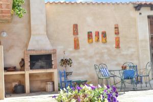 Zdjęcie z galerii obiektu Charming House in Morales de Rey with Enclosed Garden w mieście Morales del Rey