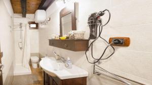 Mynd úr myndasafni af Modern Apartment near Arce City Centre, 62 m², Parking í Arce