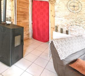 Posezení v ubytování Charmant chalet à Sanguinet avec jardin et terrasse