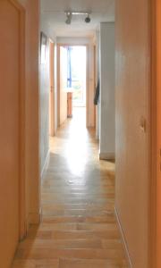 Fotografie z fotogalerie ubytování Appartement spacieux à Allevard - 68 m² avec vue montagne v destinaci Allevard