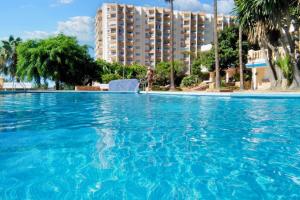 The swimming pool at or close to Comfortable apartment in Benalmádena 60 m² with pool