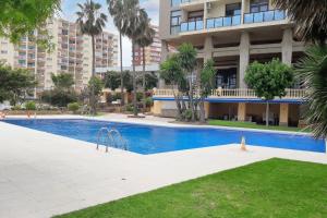 The swimming pool at or close to Comfortable apartment in Benalmádena 60 m² with pool