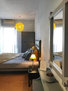 Postel nebo postele na pokoji v ubytování Eleana Apartments