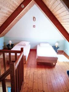 Posteľ alebo postele v izbe v ubytovaní Maison familiale avec jardin - Plougonvelin