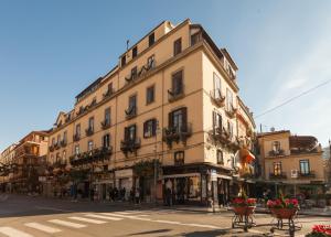 Gallery image of Sorrento Central Flats in Sorrento
