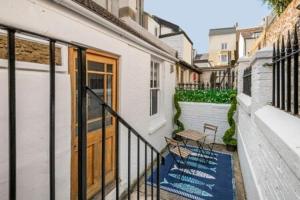 Πισίνα στο ή κοντά στο Brighton courtyard boutique