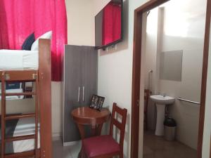 Koupelna v ubytování Hostal ISIS