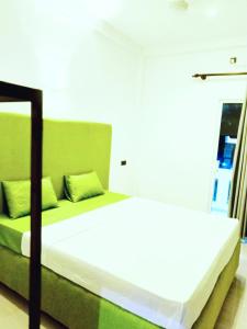 Fotografie z fotogalerie ubytování Wimal Wood Stock Surf House v destinaci Weligama