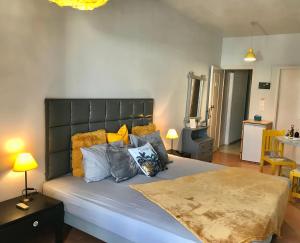 Posezení v ubytování Eleana Apartments