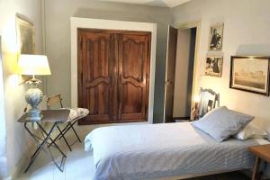 Posteľ alebo postele v izbe v ubytovaní Charmante Maison à Marsillargues + 5 fotografií