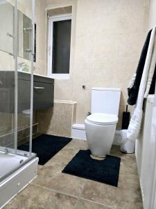 Gambar di galeri bagi The Nottingham Getaway, Luxury Home with Secure Parking di Nottingham