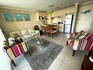 Kuchyň nebo kuchyňský kout v ubytování Departamento Laguna Vista