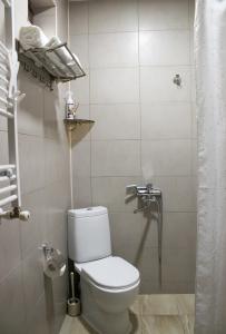 A bathroom at ELSADA