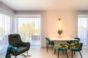 Posedenie v ubytovaní Balaton Bliss Lakeside Apartment