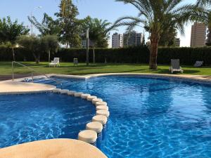 Bazén v ubytovaní New apartment in San Juan Playa, Alicante PAU5 alebo v jeho blízkosti