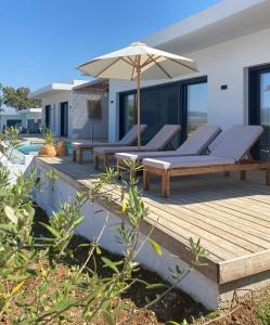 Patio nebo venkovní prostory v ubytování Villa Ilios