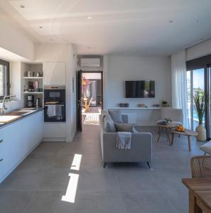 Η κουζίνα ή μικρή κουζίνα στο Villa Anna