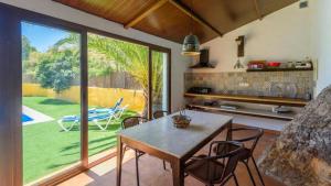 En have udenfor Casa Rural La teja (Caminito del Rey)