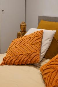 Postel nebo postele na pokoji v ubytování 2BR apartment at new Zuidpark