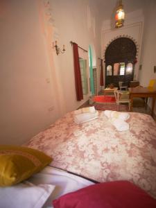 Katil atau katil-katil dalam bilik di Riad Nostalgie of Tetouan